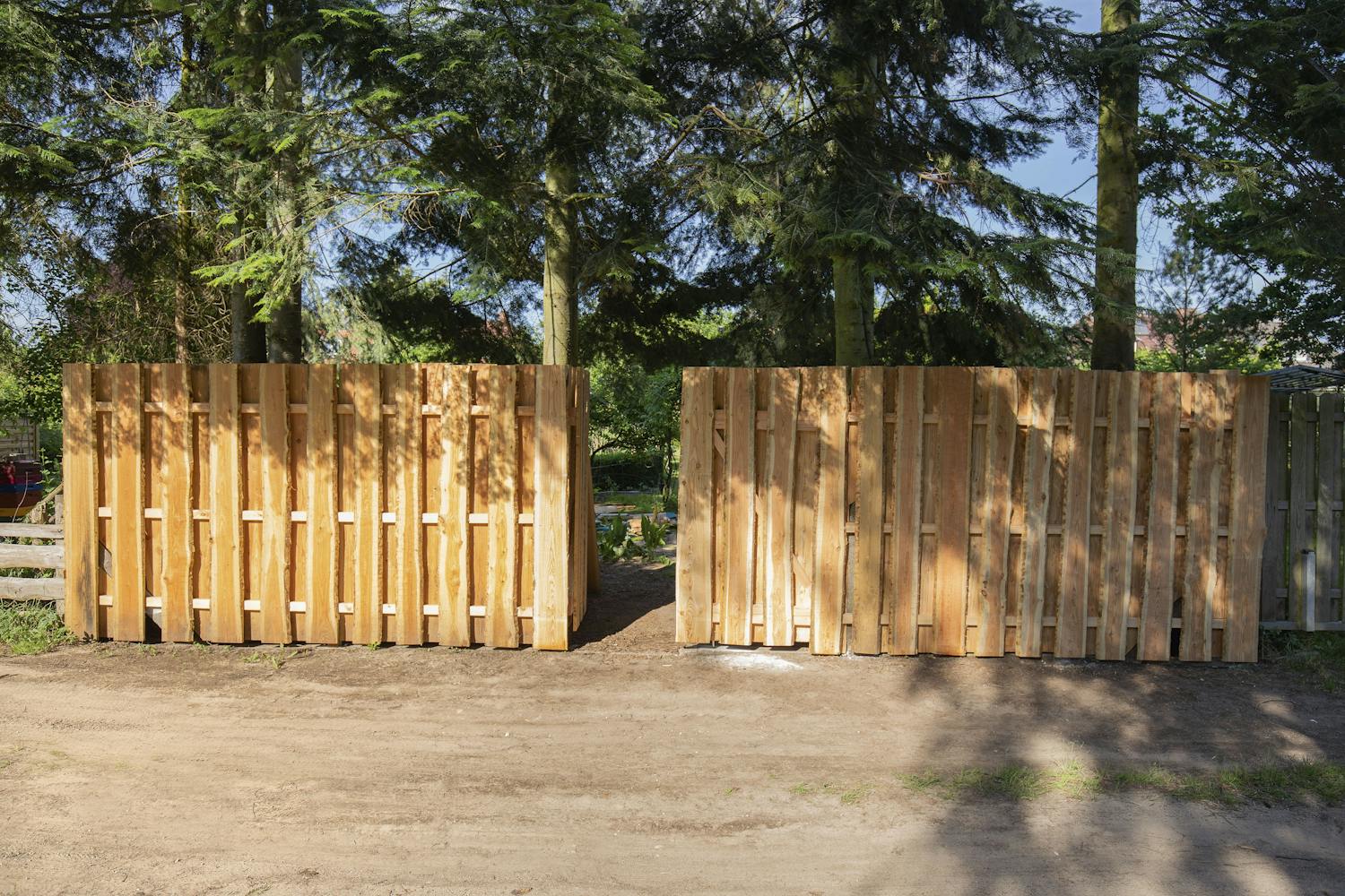 Bygg et rått og solid gjerde Bygg et rått og solid gjerde